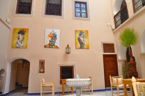 Dar Aouinti