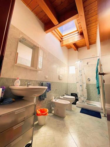 Bathroom, BBRG's Home: Cesano Maderno in Cesano Maderno