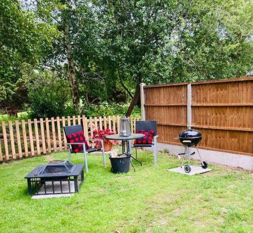 Green Little Acre in Singleton