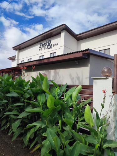 . Zest hotel & spa
