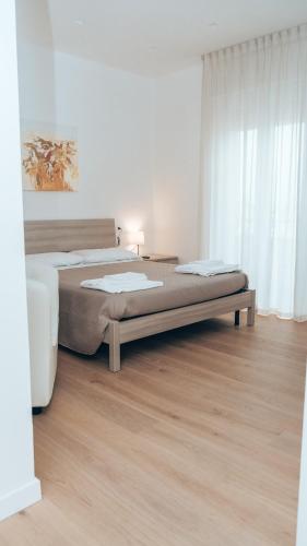 Double Room image 10