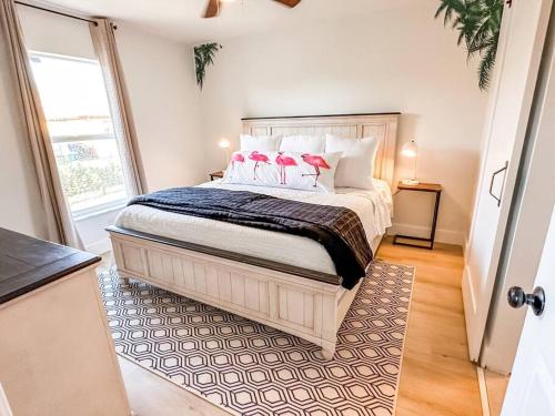 Flamingo in Bonita, Sleeps 10