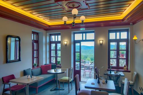 Létesítmények, Vera Inn in Dilofo