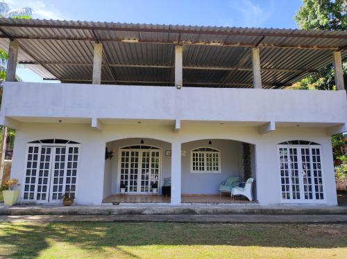 A szálláshely kívülről, Casa com piscina em Aldeia Velha in Silva Jardim