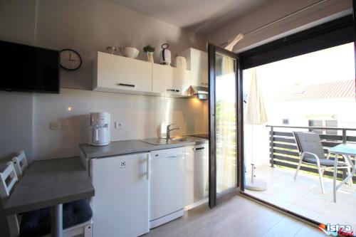 Dr. IGDA Apartments - image 7