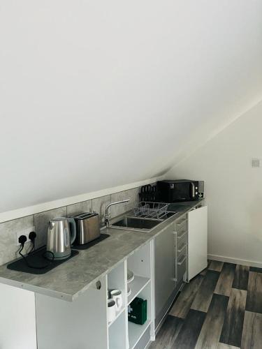 Kitchen, Green Little Acre in Singleton