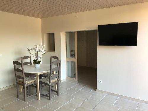 logement entier indépendant (logement entier independant) in Pesmes