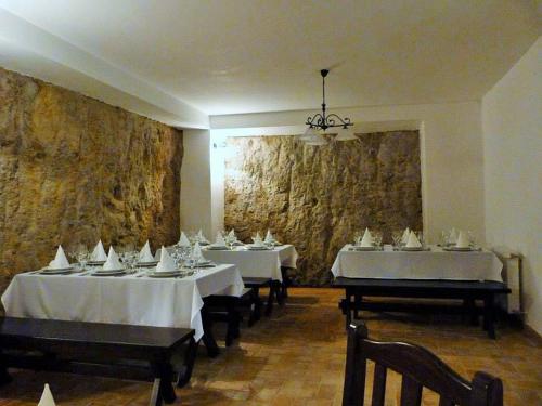 Restaurant, Zempleni Pitvaros Piheno in Abaújvár