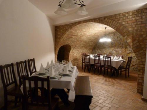 Restaurant, Zempleni Pitvaros Piheno in Abaújvár