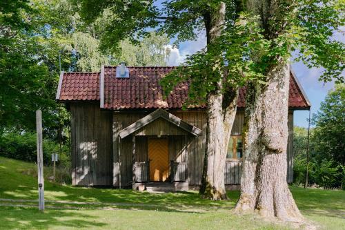 Cottage with Garden View