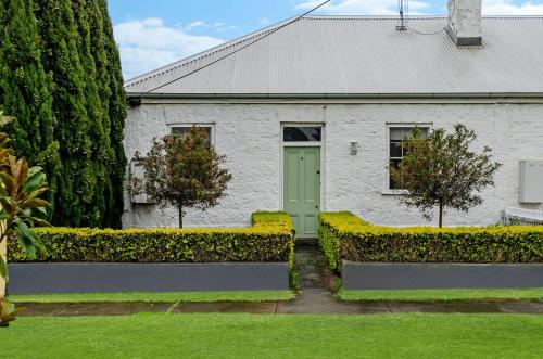 Cottage on James circa 1855