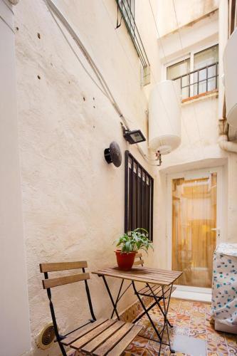 Lovely Coquette loft, heart of cuitat vella El Carmen Valencia, Valencia (foto 5)