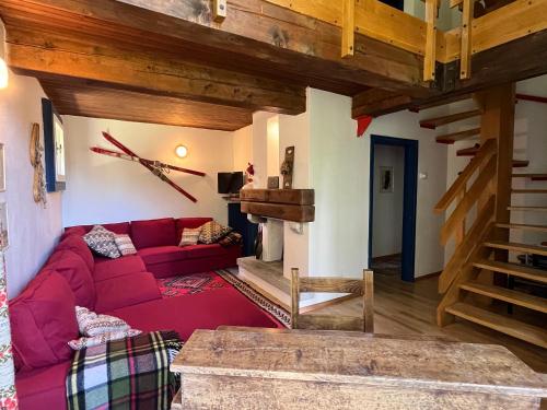 Tuckett Lodge - A large flat for families and groups of friends in Campo Carlo Magno