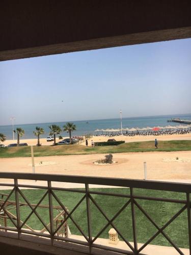 شاليهات عائلية صف اول علي البحر مباشرة بورتو ساوث - العين السخنة, Ain Sokhna (foto 4)