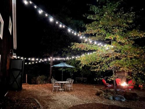 Wooded barndominium near Chapel Hill and Pittsboro in Pittsboro, USA
