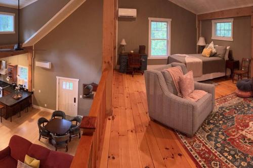 Wooded barndominium near Chapel Hill and Pittsboro in Pittsboro, USA