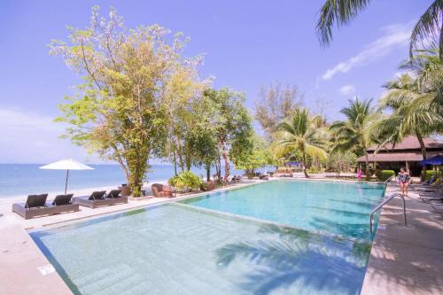 Centara Chaan Talay Resort & Villas - 수영장