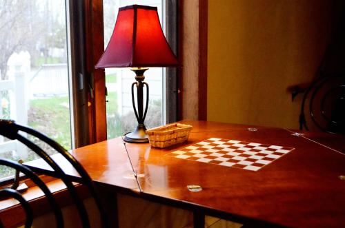 Somerset Inn & Suites - image 3