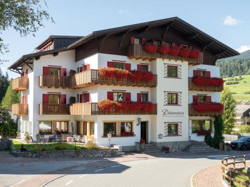 Hotel Dolomiten - image 5