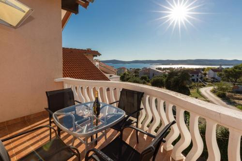 Apartment with Sea View