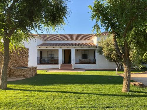  Casa La Regidora in 13600 Cinco Casas
