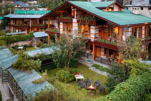 StayVista at Himalayan Retreat