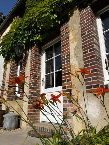 La maison du Gardien - LE PRIEURÉ DU PREUX - Location saisonnière - Sépeaux-Saint-Romain