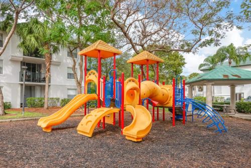 Tucker at Palm Trace Landings Fort Lauderdale - 놀이터
