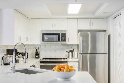 Tucker at Palm Trace Landings Fort Lauderdale - 주방