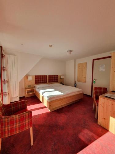 Hotel Strandhotel - image 11