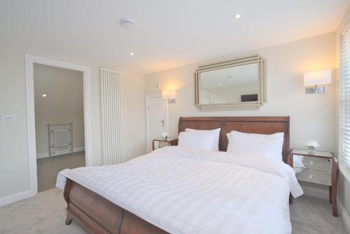 Harper Luxe Serviced Apartments Dunstable - Accommodation