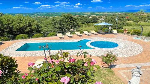 Amazing lake view - Villa with pool and jacuzzi