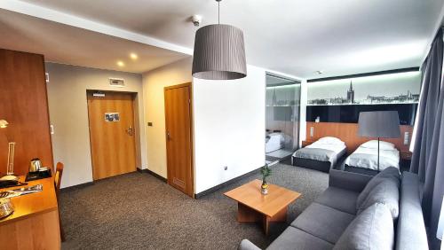 . Hotel Malinowski Economy