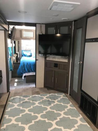 Happys Camper in the Sunshine in Daytona Beach, USA