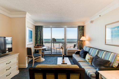 Blue Sunrise Oceanfront with Kitchen