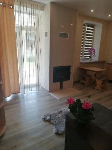 . Apartamenti pie Lienes