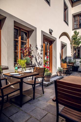 타보르 Penzion THIR 3성급 호텔 수영장