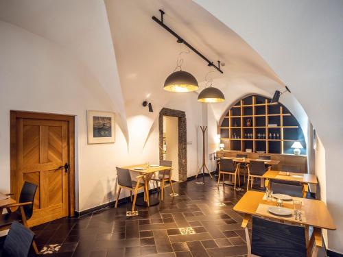 타보르 Penzion THIR 3성급 호텔 외관