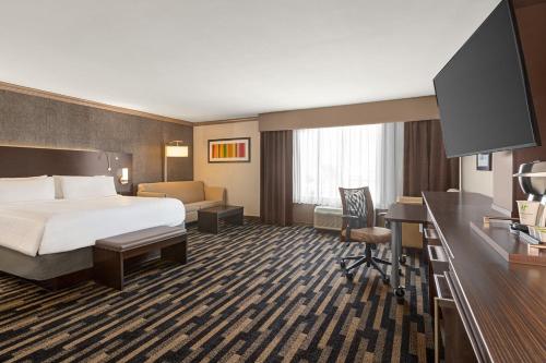 ฮอลิเดย์ อินน์ บอสตัน - แคมบริดจ์ แอเรีย บาย IHG (Holiday Inn Boston - Cambridge Area By IHG) in ซอเมอร์วิล (MA)