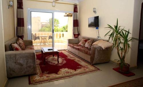 2 bedrooms, 3 beds