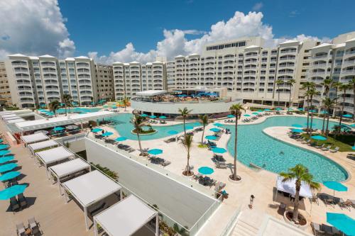 Hilton Cancun Mar Caribe All-Inclusive Resort