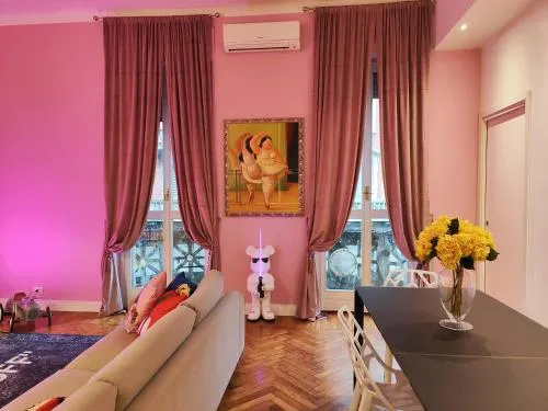 Designed Apartment 2 Bedrooms, 2 Baths in Milan Center - WiFi, AC, steps from Subway M1 and M2, Central Station and Airport connected with Self Check In photo 2