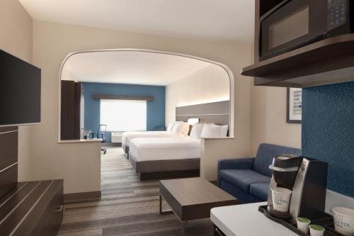 Holiday Inn Express & Suites Denver Airport, an IHG Hotel