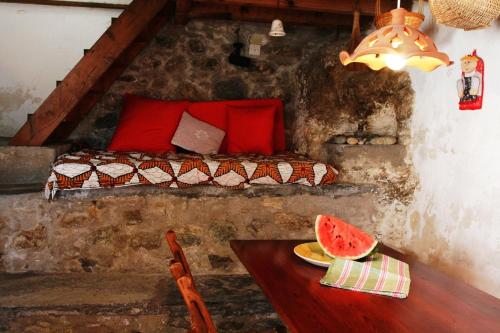 Traditional Cycladic house - image 6
