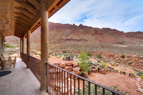Hideout at the Rim - image 8