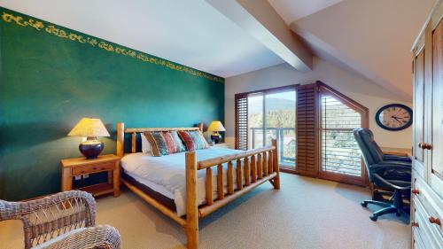 Golf Course & Mountain Views by Harmony Whistler, Whistler (fotografie 2)