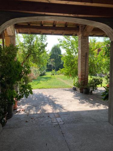  Beautiful Village Cottage in Dello