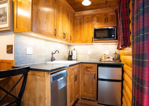 Superior Family Two Bedroom Cabin