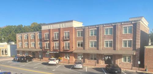 Holiday Inn Express & Suites - Dahlonega - University Area, an IHG Hotel