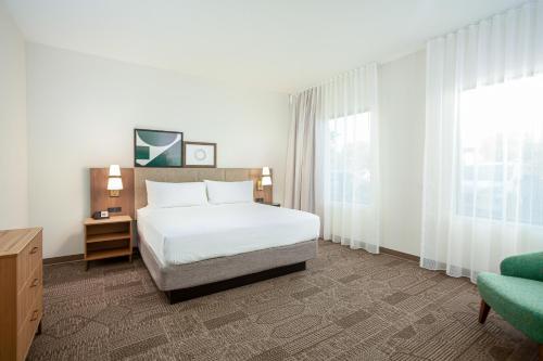 스테이브리지 스위트 샌버너디노 로마 린다 바이 IHG